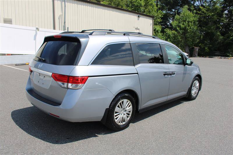 Used 2016 Honda Odyssey LX image 7