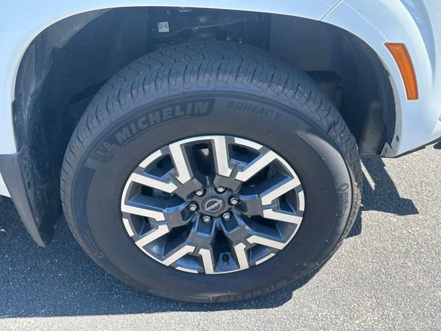 Used 2024 Nissan Frontier SL w/ Technology Package AWD/4WD image 11