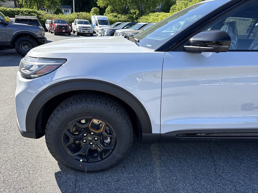New 2026 Ford Explorer Tremor AWD/4WD image 9