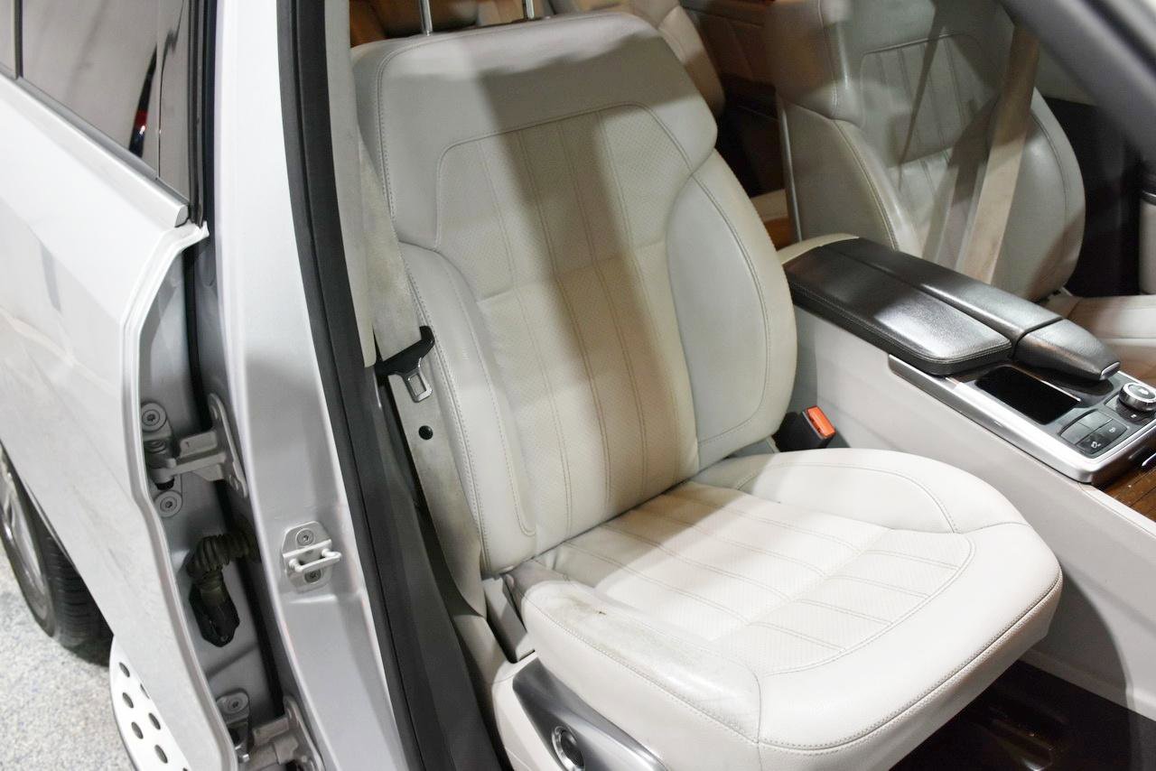 Used 2013 Mercedes-Benz GL 450 4MATIC w/ Premium 1 Pkg image 35