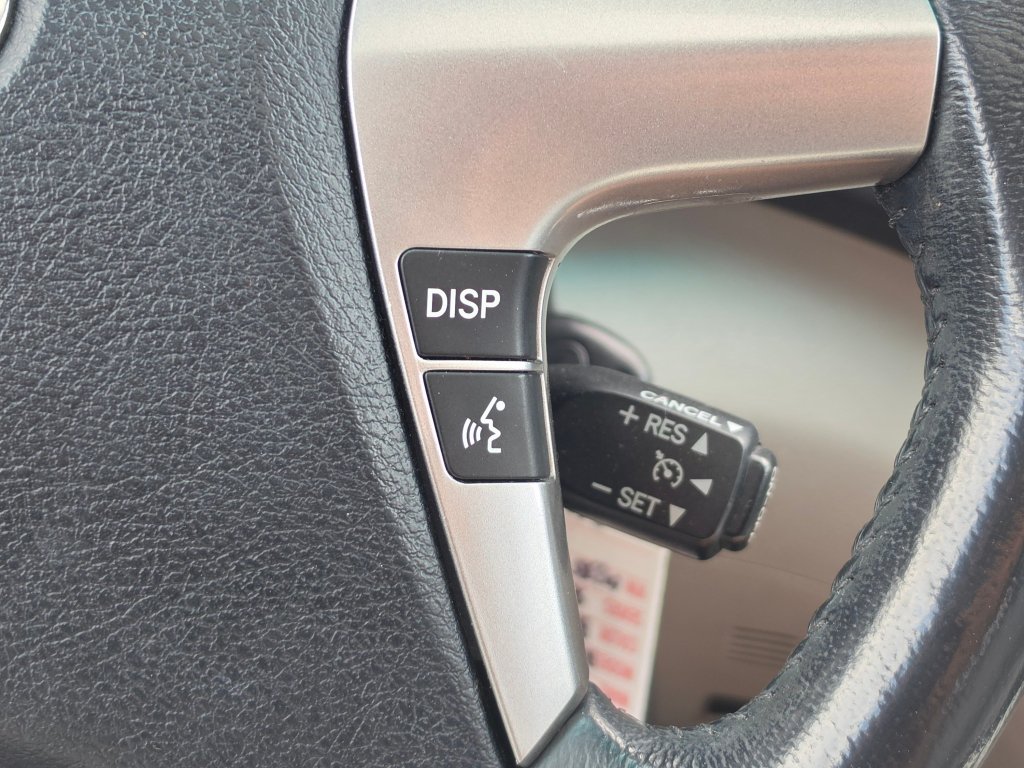 Used 2011 Toyota Highlander SE w/ Tow Pkg FWD image 43