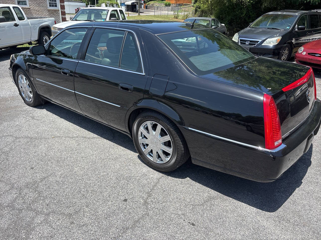 Used 2007 Cadillac DTS Luxury II FWD image 13
