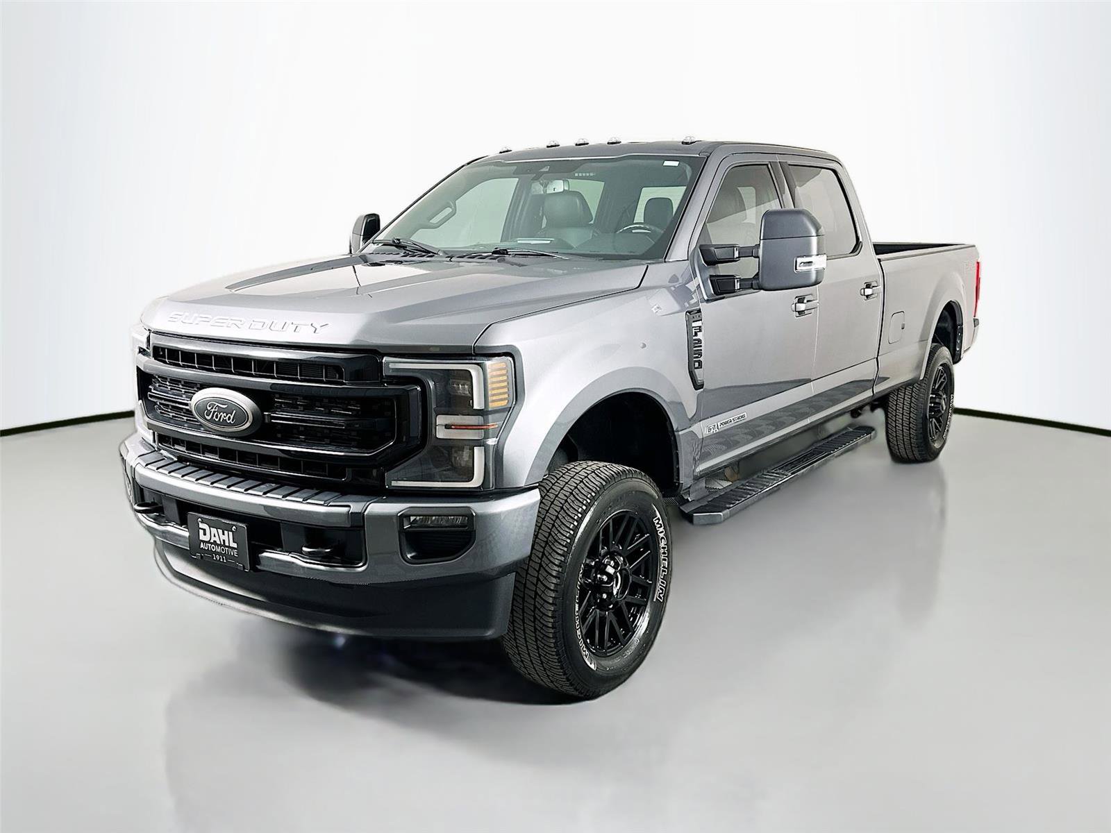 Used 2022 Ford F250 Lariat w/ Black Appearance Package image 4