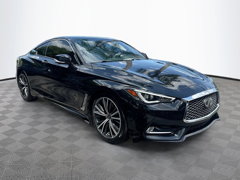 Used 2022 INFINITI Q60 3.0t Luxe w/ Cargo Package RWD image 4
