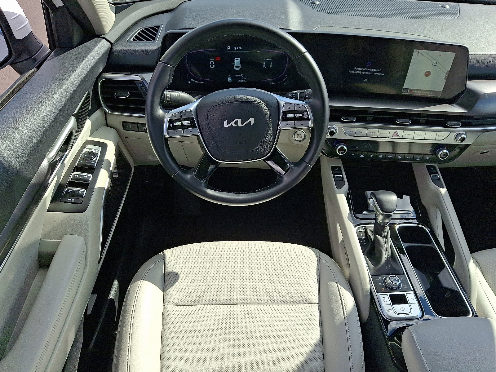 Used 2023 Kia Telluride S w/ S Sunroof Package image 12