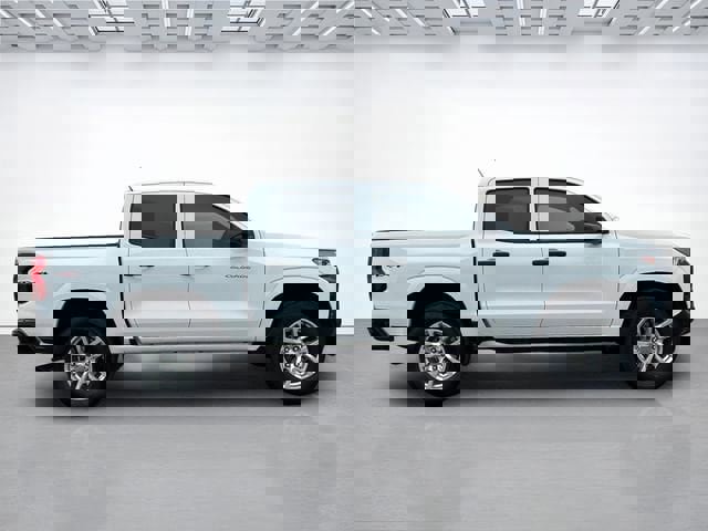 Used 2024 Chevrolet Colorado W/T w/ WT Convenience Package II AWD/4WD image 3