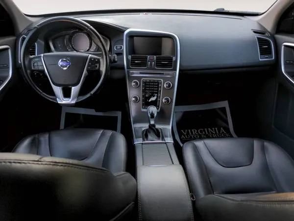 Used 2016 Volvo XC60 T5 Premier image 4