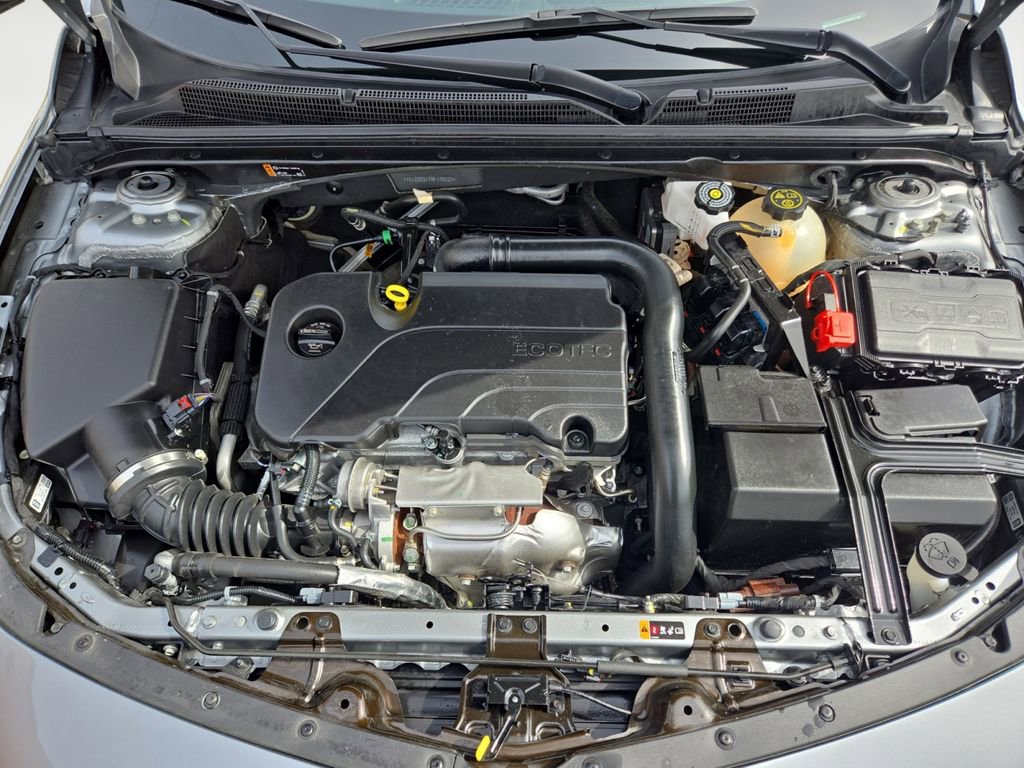 Used 2024 Chevrolet Malibu RS image 18