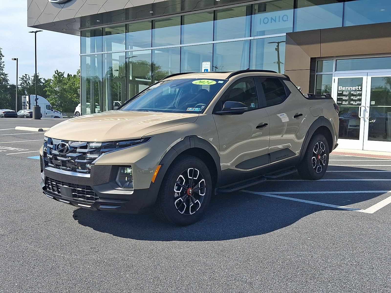 Used 2024 Hyundai Santa Cruz XRT AWD/4WD image 3