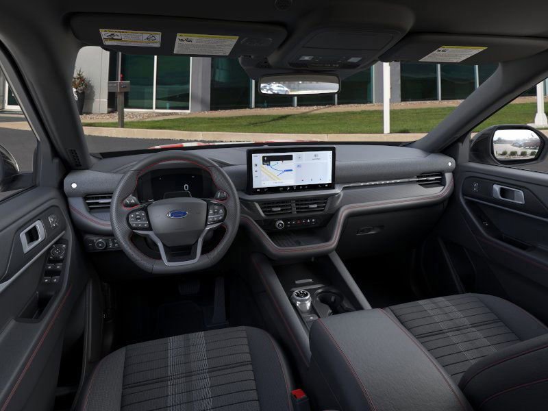 Used 2025 Ford Explorer ST-Line w/ Premium Package RWD image 10