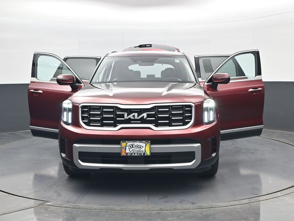 Used 2023 Kia Telluride S image 32