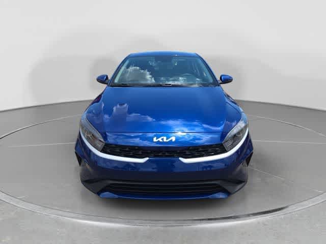 Used 2023 Kia Forte LXS w/ LXS Technology Package FWD image 3