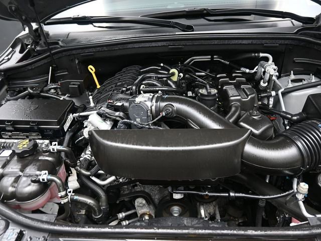 Used 2023 Dodge Durango GT image 32