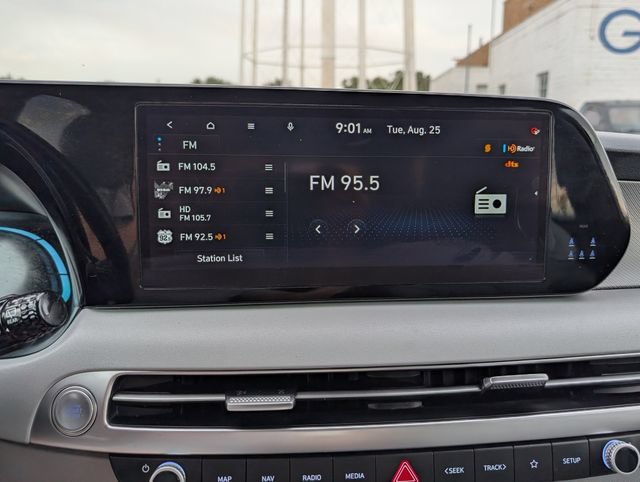 Used 2024 Hyundai Palisade SEL FWD image 6