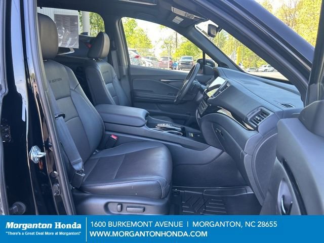 Used 2025 Honda Passport Black Edition image 43