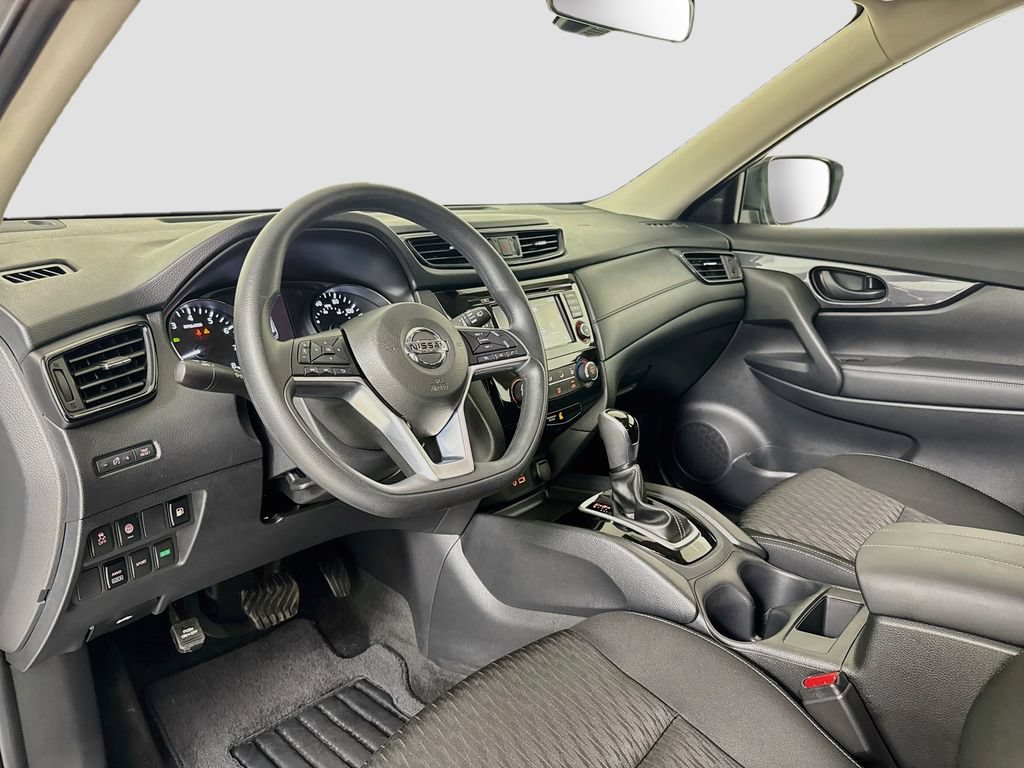 Used 2019 Nissan Rogue S AWD/4WD image 10
