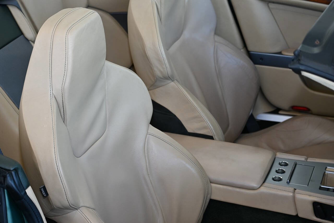 Used 2006 Aston Martin DB9 Volante RWD image 29