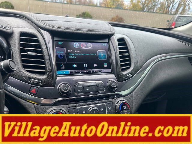 Used 2015 Chevrolet Impala LT w/ Convenience Package FWD image 16