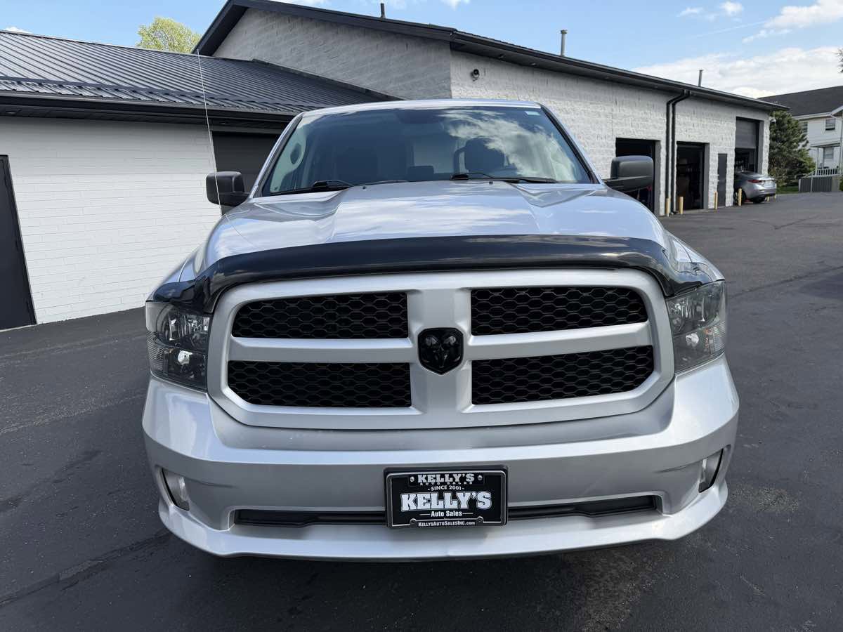 Used 2019 RAM 1500 Express w/ Express Value Package AWD/4WD image 7