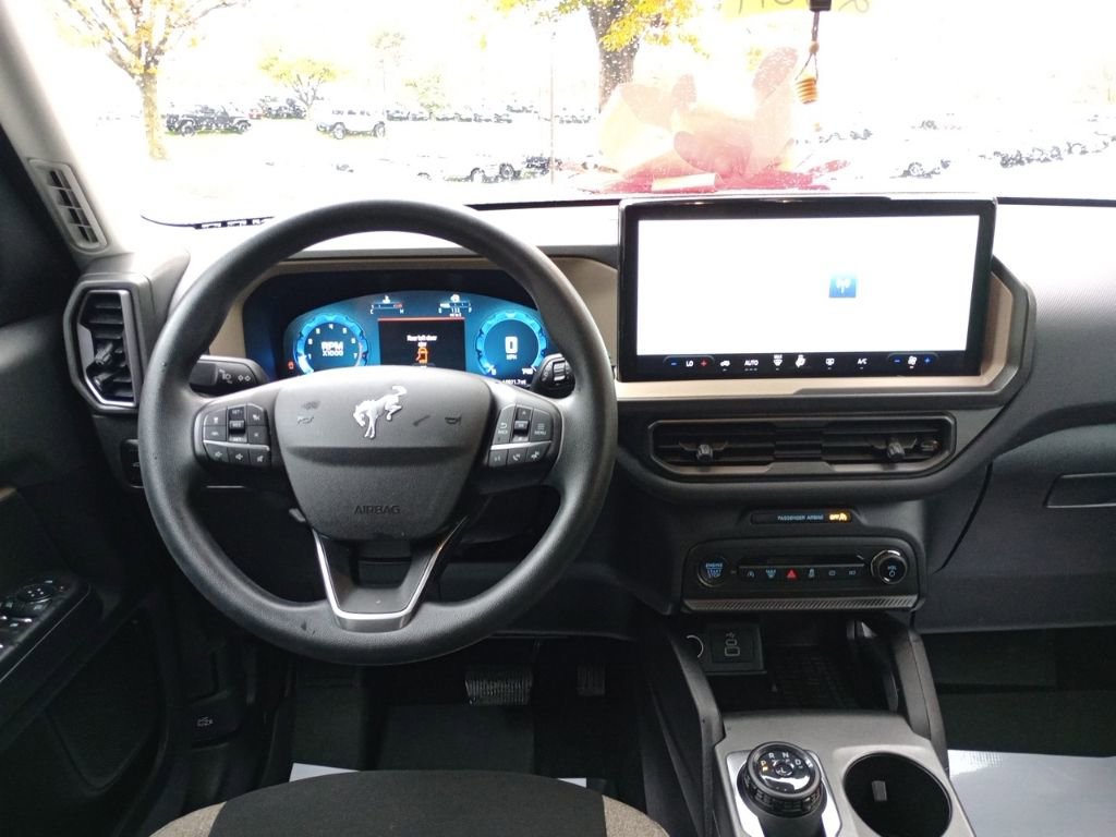 Used 2025 Ford Bronco Sport Big Bend image 17