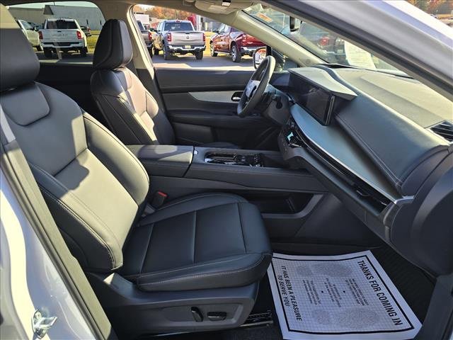 Used 2025 Nissan Murano SL image 15