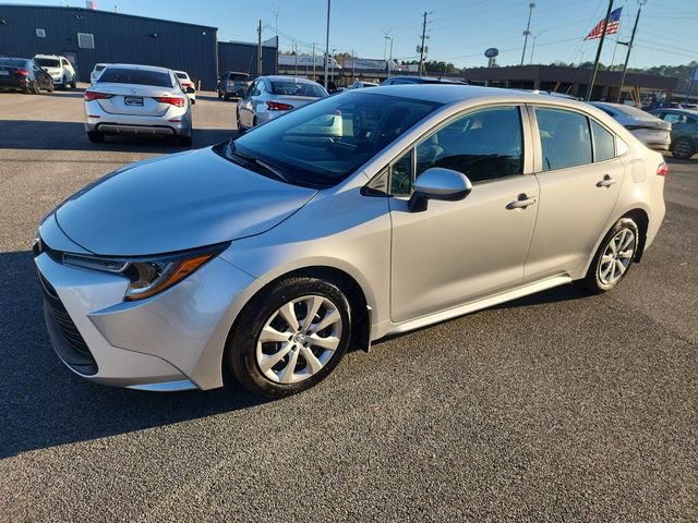 Used 2025 Toyota Corolla LE