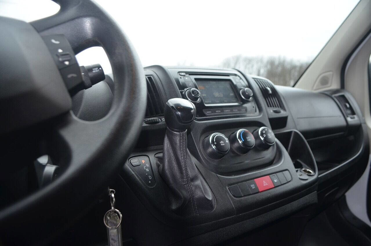 Used 2017 RAM ProMaster 1500 image 9