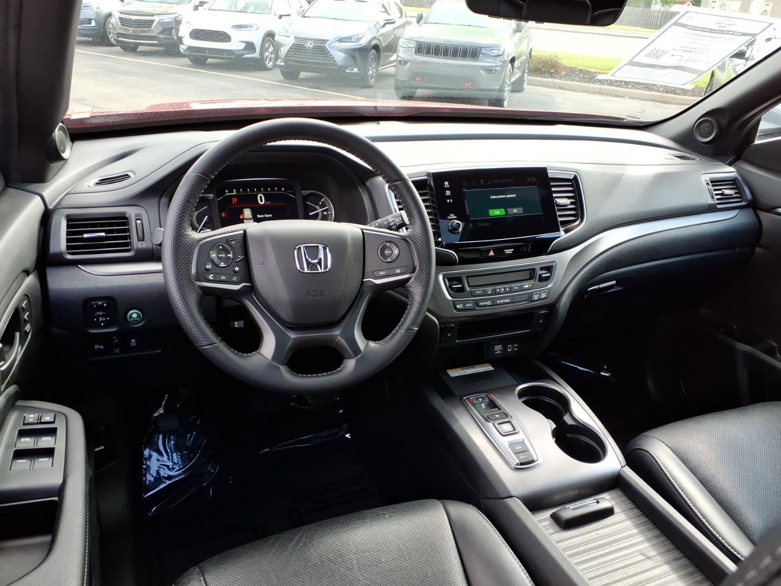 Used 2023 Honda Passport EX-L image 6