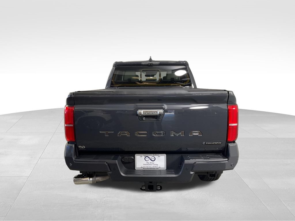 Used 2025 Toyota Tacoma Limited AWD/4WD image 7
