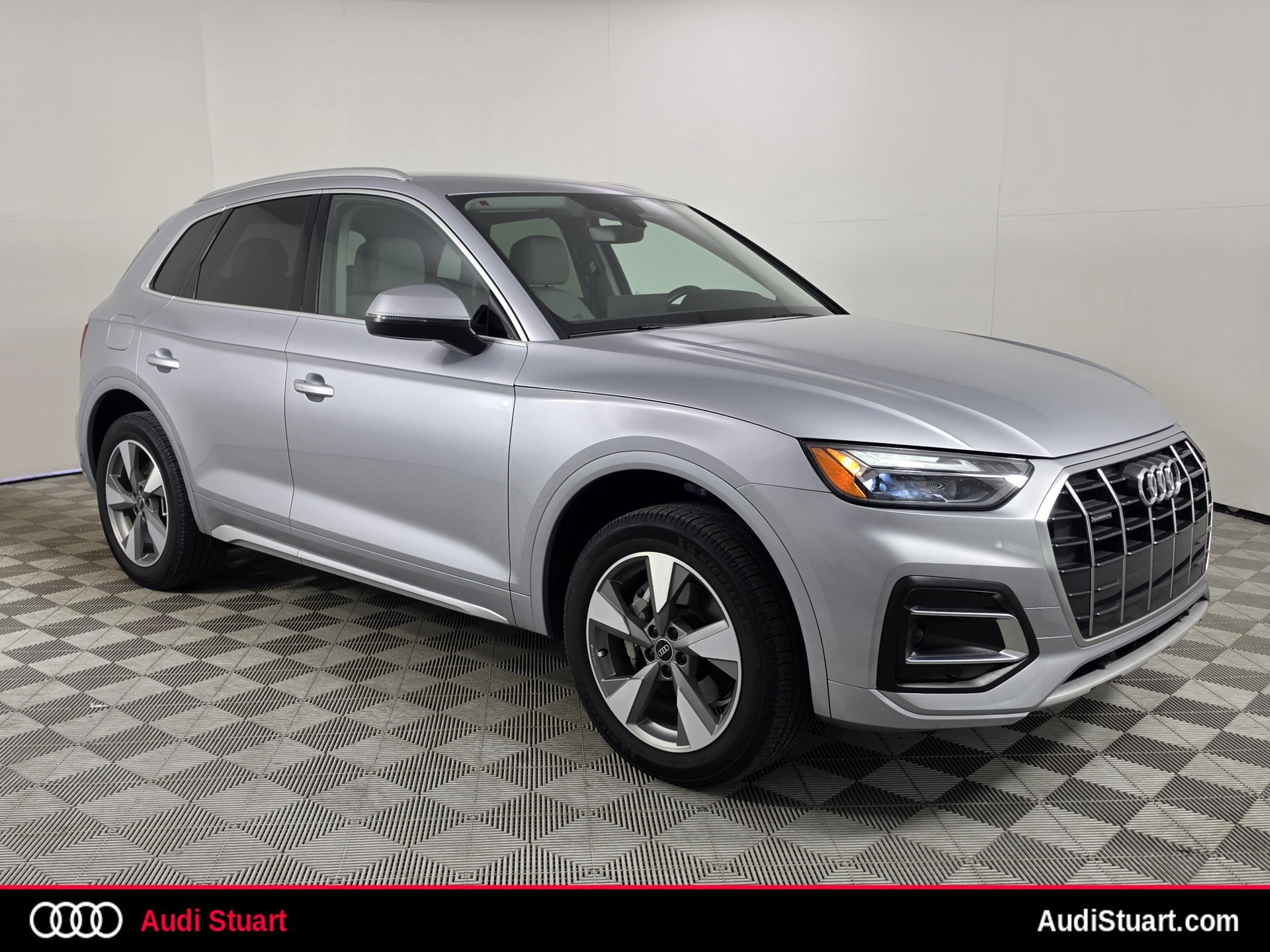 Certified 2023 Audi Q5 2.0T Premium w/ Convenience Package AWD/4WD 360° Tour