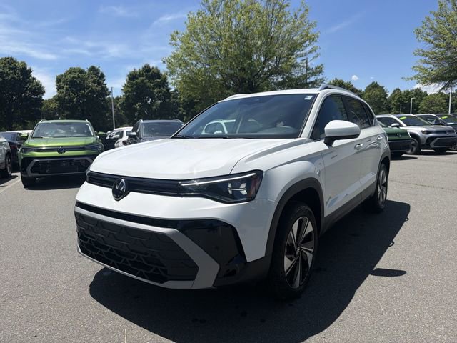 New 2026 Volkswagen Taos SE