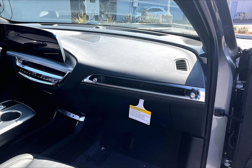 New 2026 Cadillac Lyriq Luxury image 30