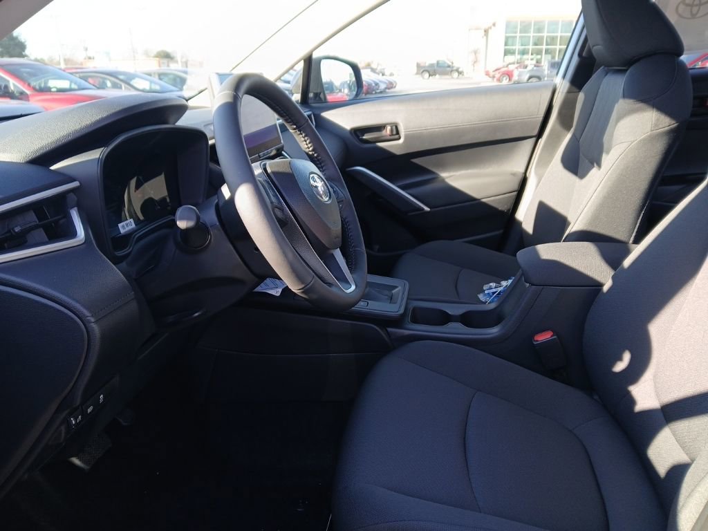 New 2026 Toyota Corolla Cross LE image 9