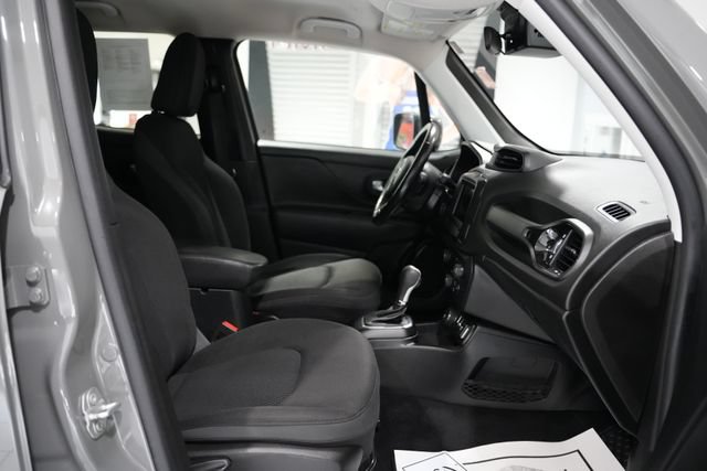 Used 2019 Jeep Renegade Altitude w/ Quick Order Package 2XM AWD/4WD image 19