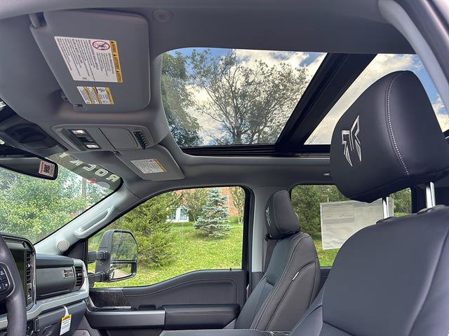 New 2026 Ford F250 XLT w/ XLT Premium Package AWD/4WD image 15