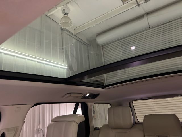 Used 2018 Land Rover Range Rover Supercharged image 39