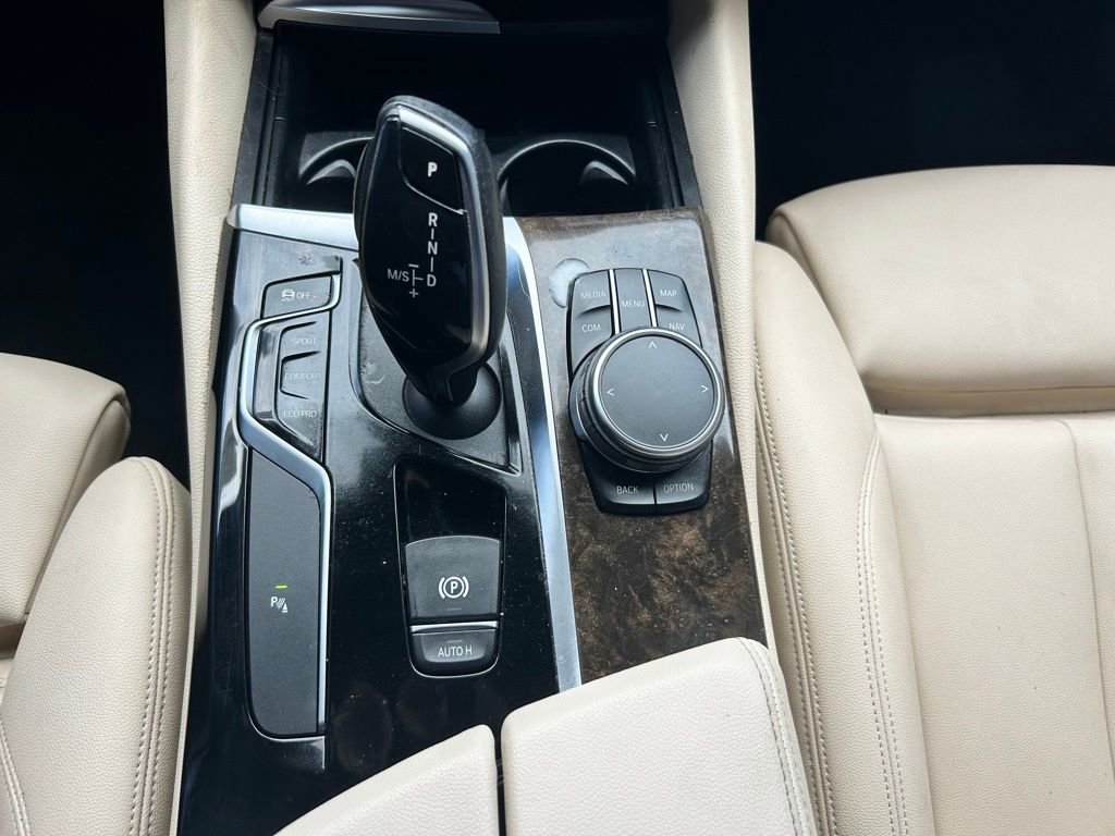 Used 2018 BMW 530i RWD image 25