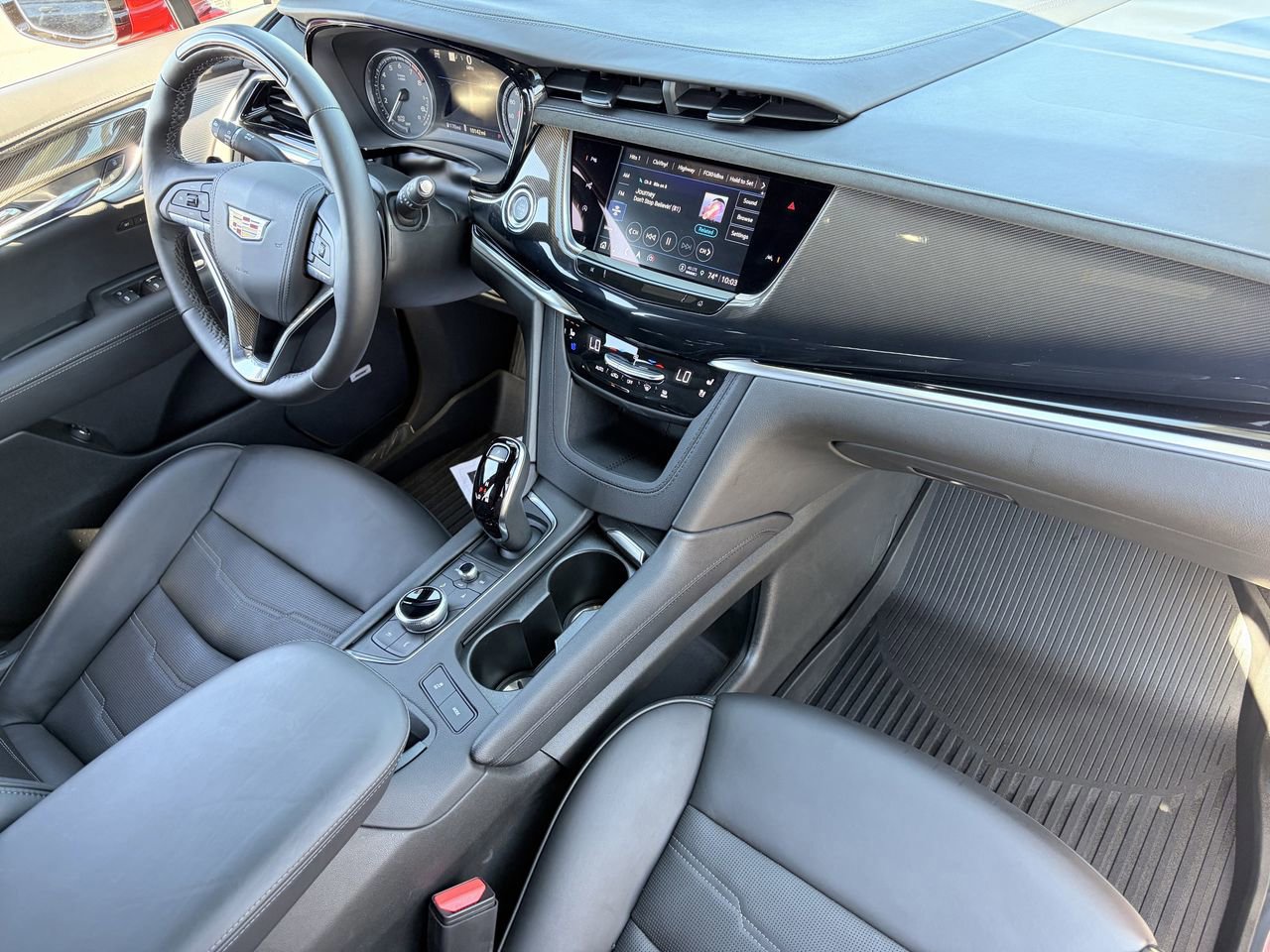 Certified 2025 Cadillac XT6 Premium Luxury w/ Platinum Package image 13