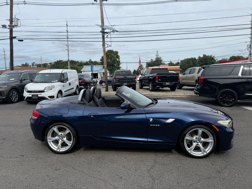 Used 2013 BMW Z4 sDrive28i RWD image 16