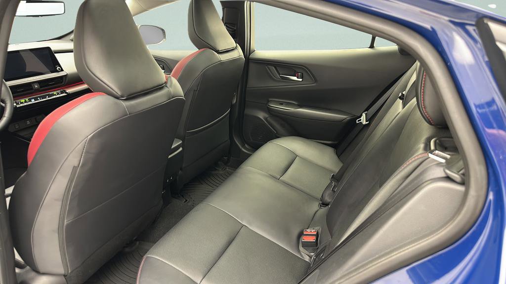 Used 2024 Toyota Prius Prime Premium w/ Advanced Technology Package FWD image 10