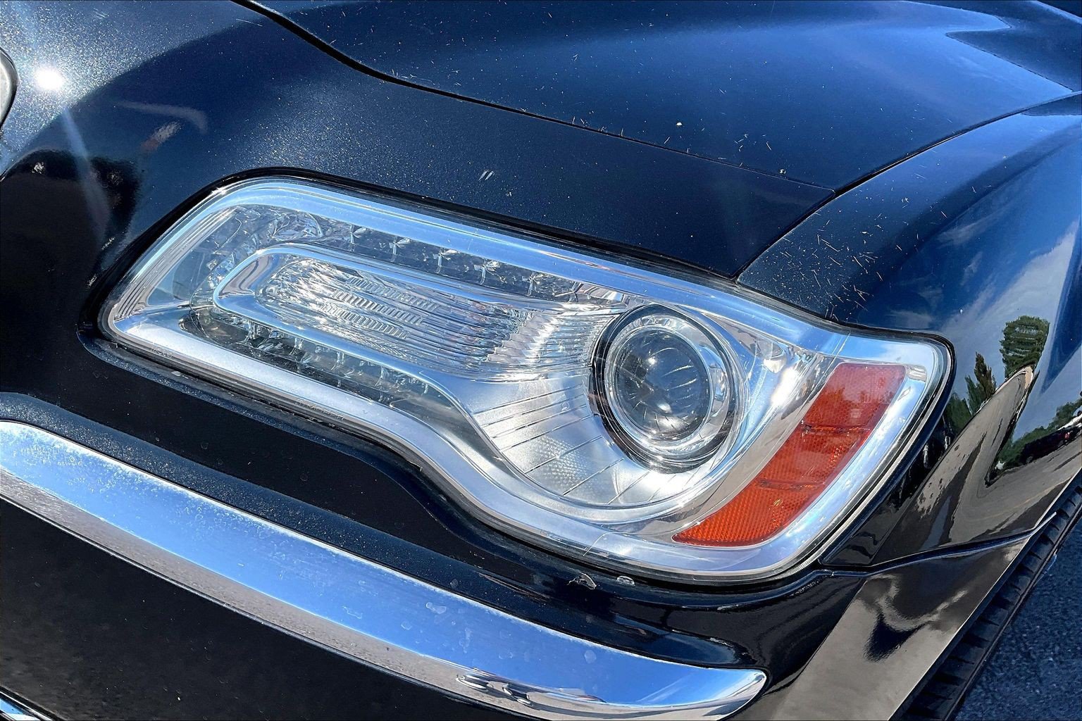 Used 2014 Chrysler 300 w/ Driver Convenience Group RWD image 26