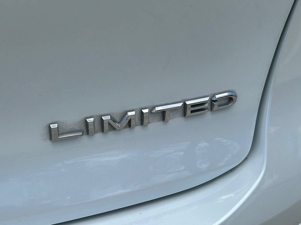 Used 2024 Toyota Crown AWD/4WD image 14