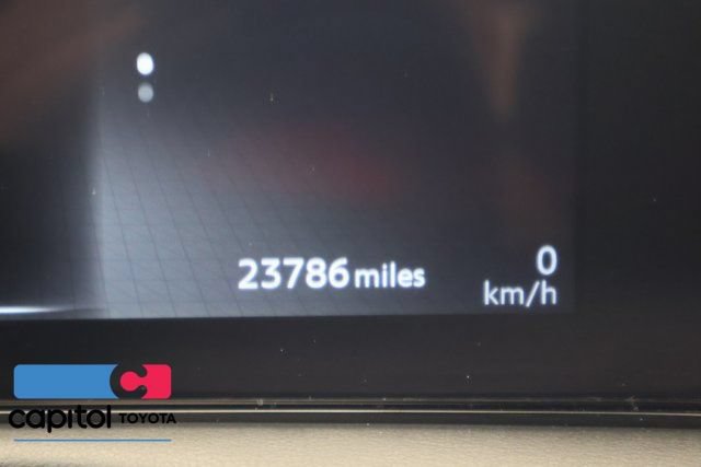 Used 2023 Nissan Ariya FWD image 17