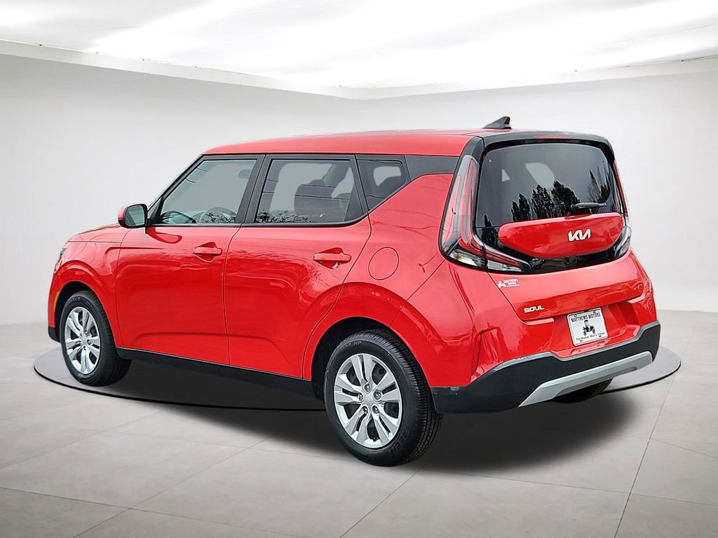 Used 2024 Kia Soul LX image 5