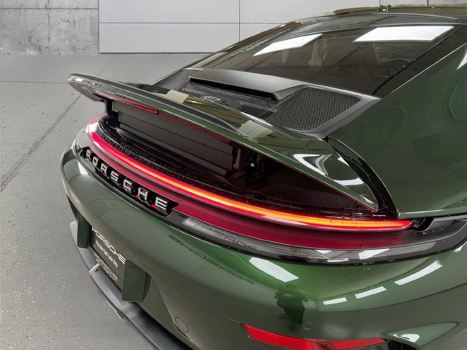 Certified 2025 Porsche 911 GT3 RWD image 35