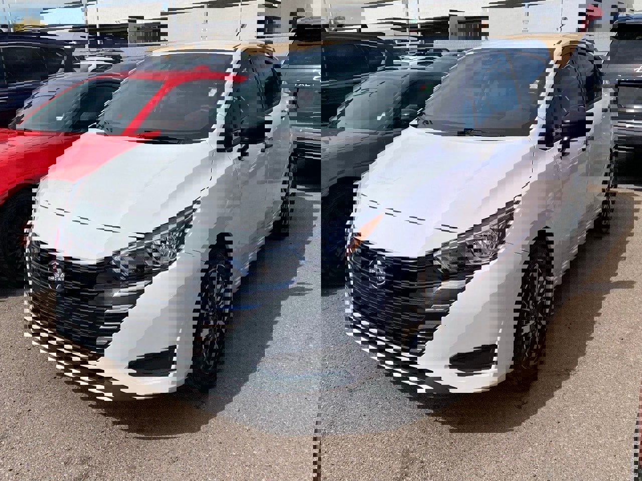 Used 2024 Nissan Versa S w/ S Plus Package image 3