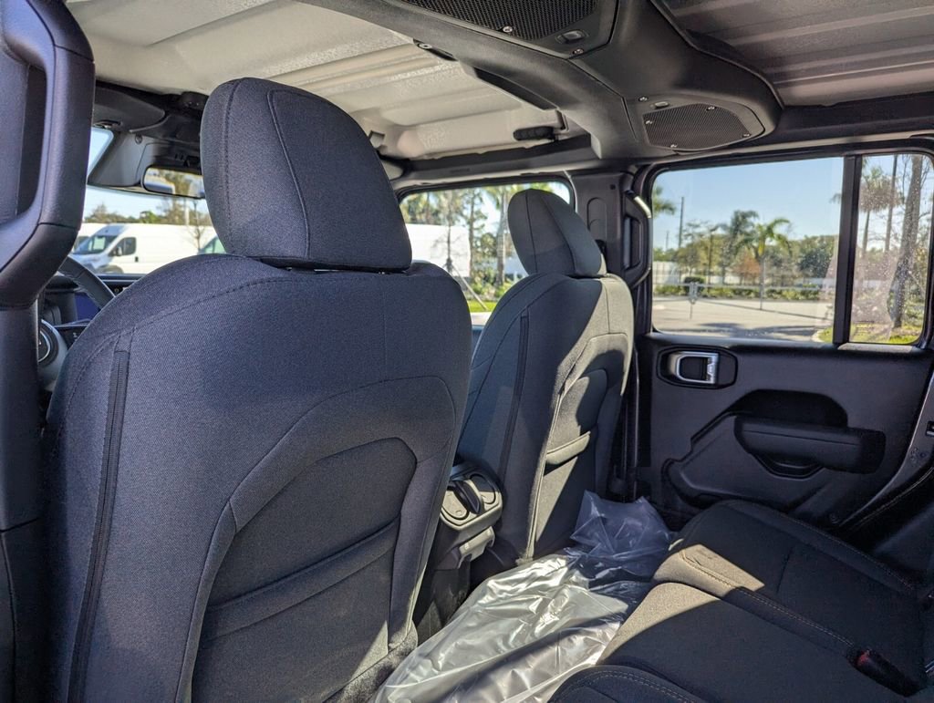 New 2026 Jeep Gladiator Sport image 9