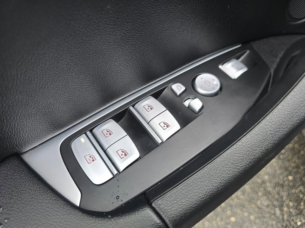 Used 2024 BMW X3 xDrive30i image 18