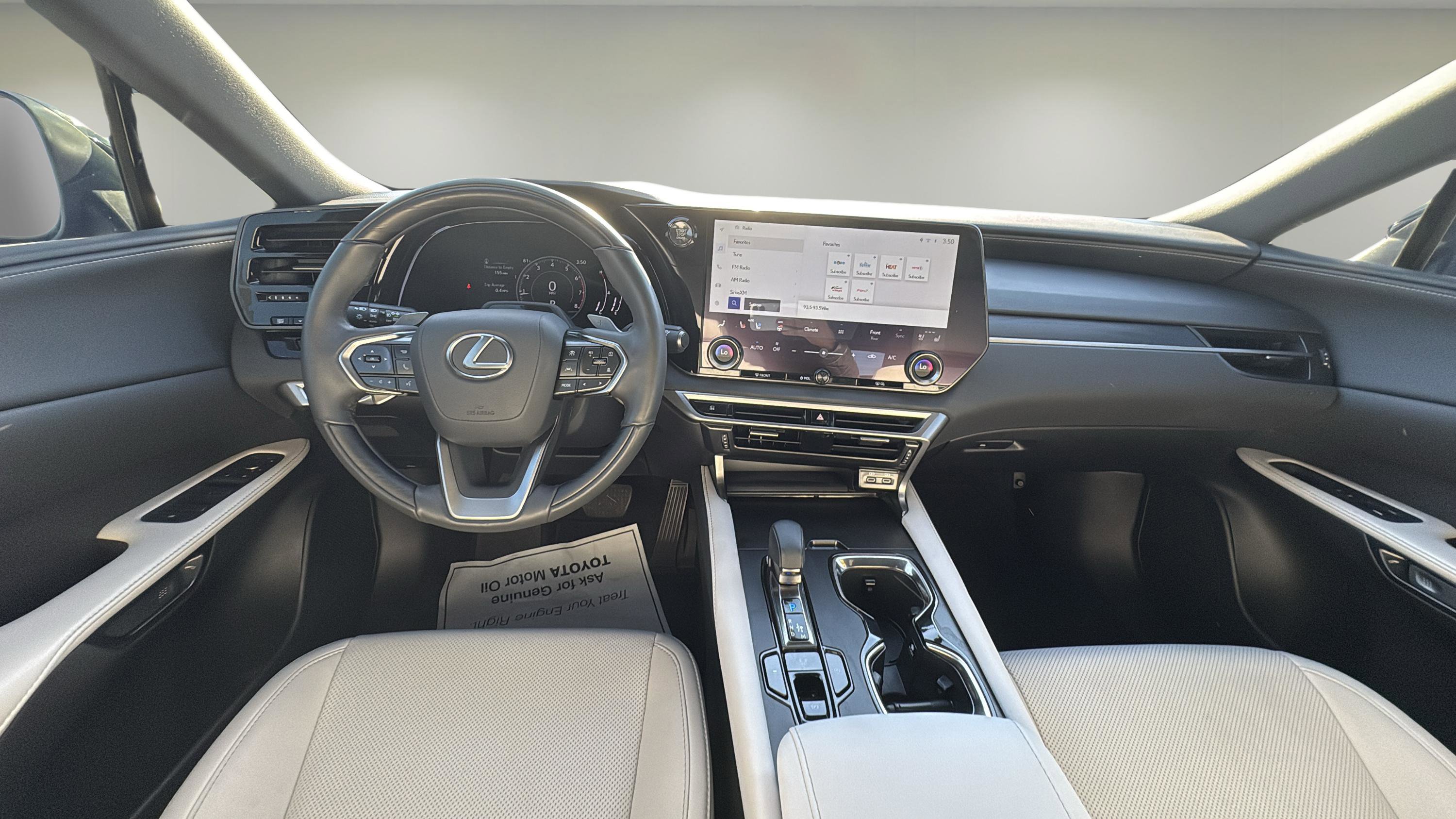 Used 2024 Lexus RX 350 FWD image 9