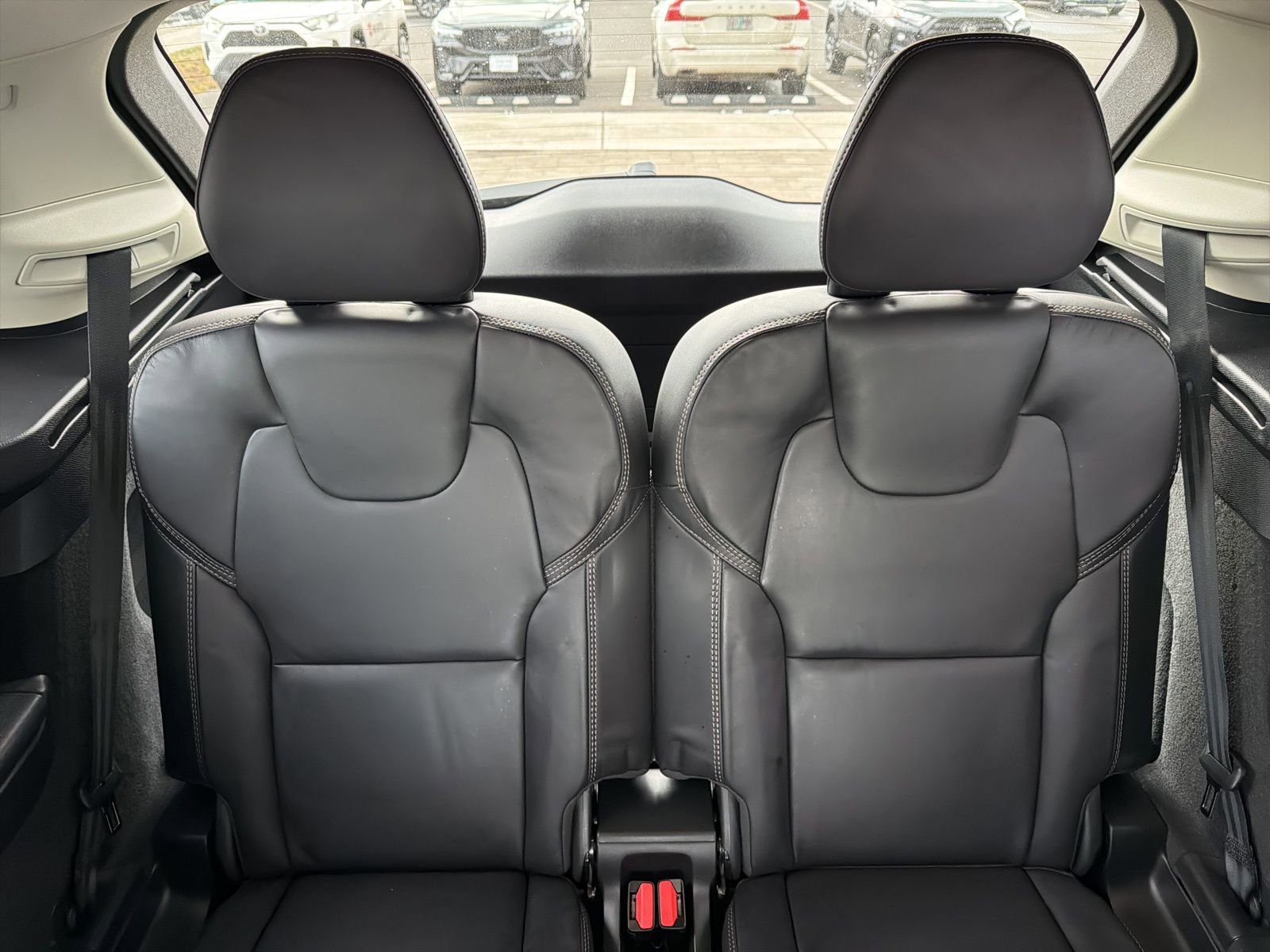 Used 2025 Volvo XC90 T8 Ultra w/ Protection Package Premier image 21